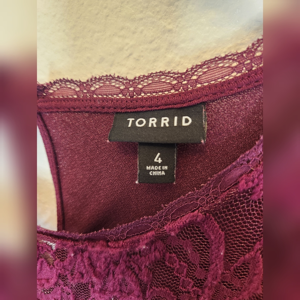 Torrid Burgundy Lace Fitted Blouse Short Sleeve - Picture 8 of 12